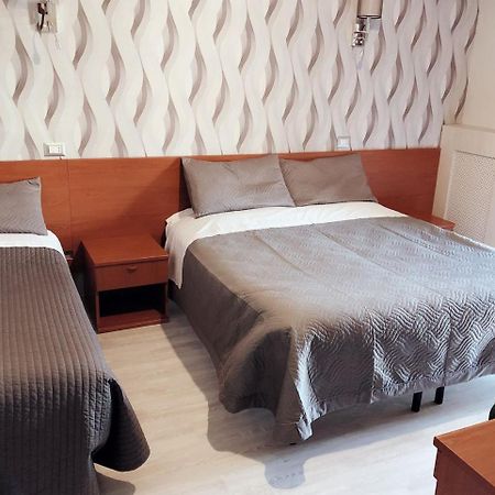Hotel Frejus Collegno Buitenkant foto
