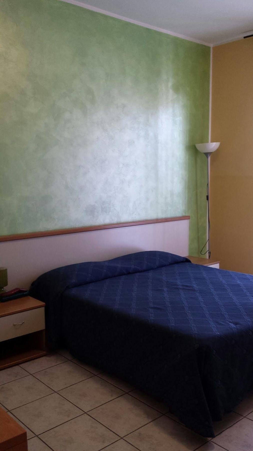 Hotel Frejus Collegno Buitenkant foto