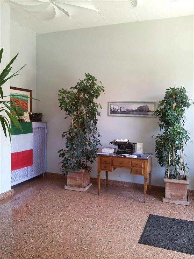 Hotel Frejus Collegno Buitenkant foto